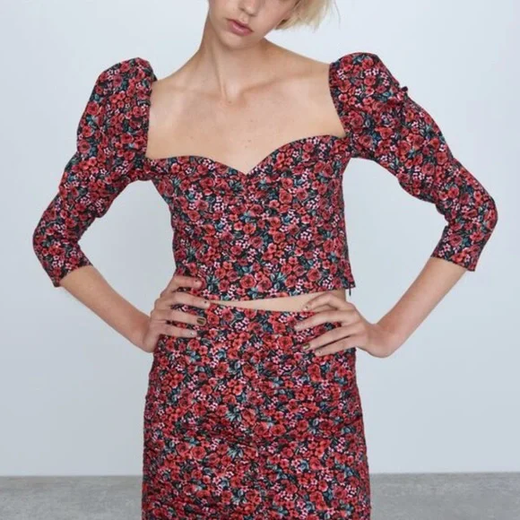 🌸Zara | Floral Print Top - Picture 1 of 4